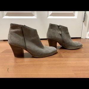 NWT 6.5 suede Susina ankle boots from Nordstrom Rack